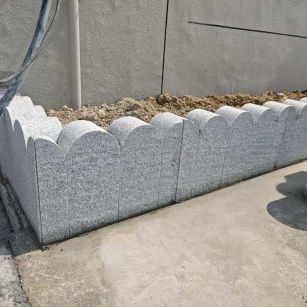 景德镇 芝麻白花岗岩花边石铺装效果图