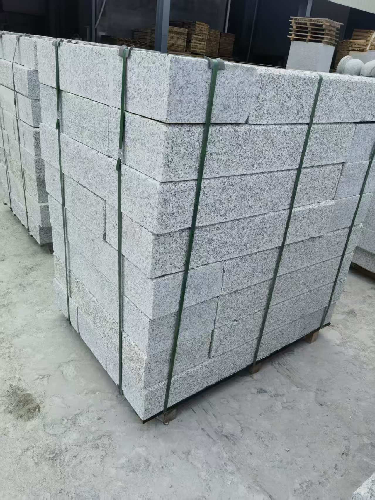 景德镇 芙蓉白火烧两面路沿石